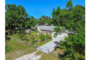2303 45TH STREET, BRADENTON, FL 34208 - MLS#MFRA4686506