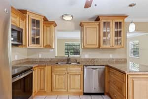 3413 51ST AVENUE CIRCLE, BRADENTON, FL 34210 - MLS#MFRA4686509