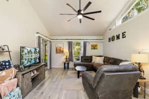 5023 VILLAGE GARDENS DRIVE, SARASOTA, FL 34234 - MLS#MFRA4686540