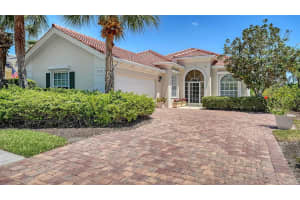 7775 Uliva Way, SARASOTA