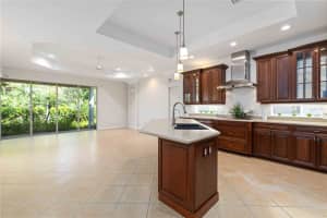 7815 ASHLEY CIRCLE, UNIVERSITY PARK, FL 34201 - MLS#MFRA4686580