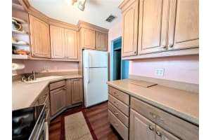 2238 CANAL DRIVE, BRADENTON, FL 34207 - MLS#MFRA4686585