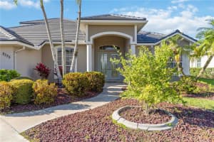 8335 BARTON FARMS BOULEVARD, SARASOTA, FL 34240 - MLS#MFRA4686596