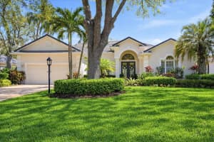 8113 COLLINGWOOD COURT, UNIVERSITY PARK, FL 34201 Sold 05/11/26
