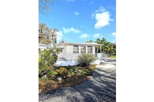 3300 26TH AVENUE, BRADENTON, FL 34208 - MLS#MFRA4686659