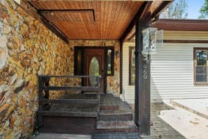 960 LAKE COVE TRAIL, LAKELAND, FL 33813 - MLS#MFRA4686664