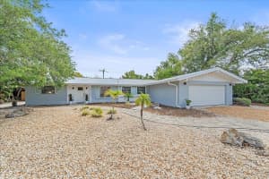 611 VENICE LANE, SARASOTA, FL 34242 - MLS#MFRA4686684