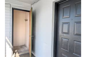 1122 68TH AVENUE DRIVE, BRADENTON, FL 34207 - MLS#MFRA4686702