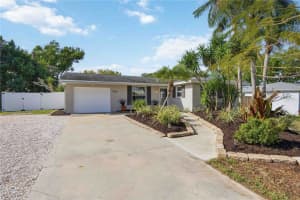 2546 Parma St, SARASOTA