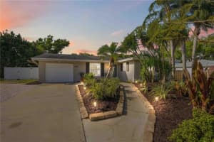 2546 PARMA STREET, SARASOTA, FL 34231 - MLS#MFRA4686708