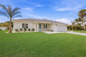 680 KEY ROYALE DRIVE, HOLMES BEACH, FL 34217 - MLS#MFRA4686733