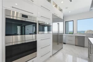 5735 RIVERSIDE DRIVE, CAPE CORAL, FL 33904 - MLS#MFRA4686737