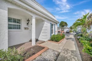 9819 HERNANDO COURT, BRADENTON, FL 34210 - MLS#MFRA4686738