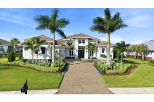 8465 Pavia Way, LAKEWOOD RANCH