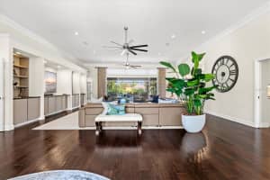 7305 LINKS COURT, SARASOTA, FL 34243 - MLS#MFRA4686862