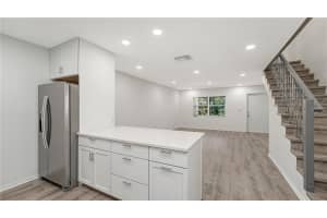 3310 RAMBLEWOOD PLACE, SARASOTA, FL 34237 - MLS#MFRA4686887