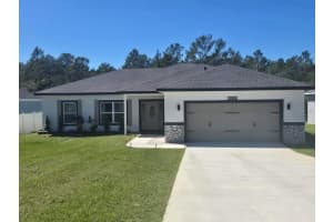 32835 FOREST AVENUE, LEESBURG, FL 34788 - MLS#MFRA4686939