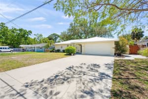 4662 BEACON DRIVE, SARASOTA, FL 34232 - MLS#MFRA4686944