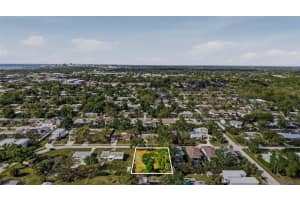 2320 FLORINDA STREET, SARASOTA, FL 34231 - MLS#MFRA4686978