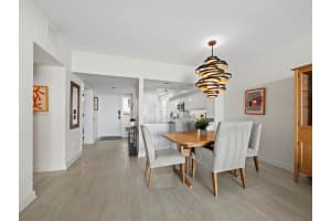 1930 HARBOURSIDE DRIVE, LONGBOAT KEY, FL 34228 - MLS#MFRA4686987