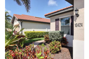 10424 CROOKED CREEK DRIVE, VENICE, FL 34293 - MLS#MFRA4687003