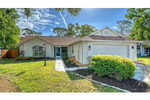 4668 HAMLETS GROVE DRIVE, SARASOTA, FL 34235 - MLS#MFRA4687048