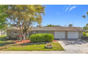 1521 Banyan Dr., VENICE