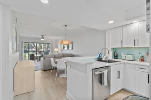 433 CERROMAR LANE, VENICE, FL 34293 - MLS#MFRA4687108