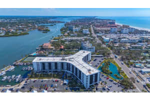 5855 MIDNIGHT PASS ROAD, SARASOTA, FL 34242 - MLS#MFRA4687131