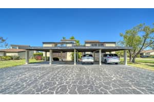 712 WHITE PINE TREE ROAD, VENICE, FL 34285 - MLS#MFRA4687150