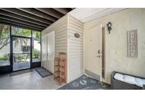 712 WHITE PINE TREE ROAD, VENICE, FL 34285 - MLS#MFRA4687150