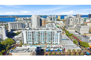 111 PINEAPPLE AVENUE, SARASOTA, FL 34236 - MLS#MFRA4687151