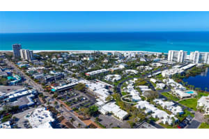 131 Whispering Sands Cir #v33, SARASOTA