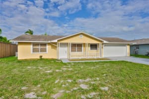 220 57TH STREET COURT, BRADENTON, FL 34209 - MLS#MFRA4687181