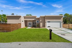 2311 Sandrala Dr, SARASOTA