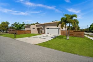 2311 SANDRALA DRIVE, SARASOTA, FL 34231 - MLS#MFRA4687185