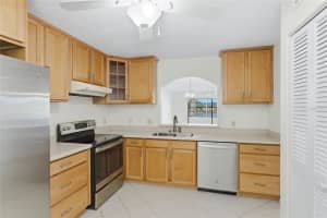 211 LAKEWOOD DRIVE, BRADENTON, FL 34210 - MLS#MFRA4687200