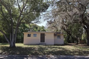 2024 DIXIE AVENUE, EUSTIS, FL 32726 - MLS#MFRA4687209