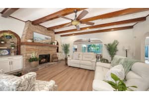 375 WASHINGTON DRIVE, SARASOTA, FL 34236 - MLS#MFRA4687248