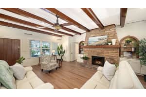 375 WASHINGTON DRIVE, SARASOTA, FL 34236 - MLS#MFRA4687248