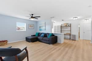 2227 MONTCLAIR DRIVE, SARASOTA, FL 34231 - MLS#MFRA4687276