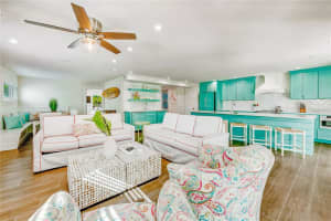 336 AVENIDA DE MAYO, SARASOTA, FL 34242 - MLS#MFRA4687301