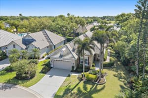7825 TROON COURT, LAKEWOOD RANCH, FL 34202 - MLS#MFRA4687335