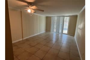 2650 COCONUT BAY LN LANE, SARASOTA, FL 34237 - MLS#MFRA4687373