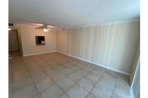 2650 COCONUT BAY LN LANE, SARASOTA, FL 34237 - MLS#MFRA4687373