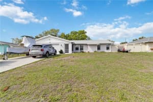 395 GULF BREEZE BOULEVARD, VENICE, FL 34293 - MLS#MFRA4687394