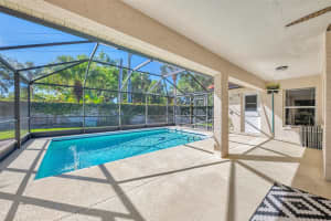 6632 DEERING CIRCLE, SARASOTA, FL 34240 - MLS#MFRA4687399