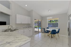 6632 DEERING CIRCLE, SARASOTA, FL 34240 - MLS#MFRA4687399