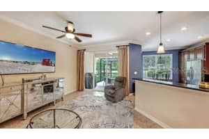 8128 VILLA GRANDE COURT, SARASOTA, FL 34243 - MLS#MFRA4687413