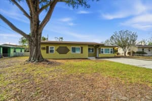 3022 HICKORY STREET, WINTER HAVEN, FL 33881 - MLS#MFRA4687467